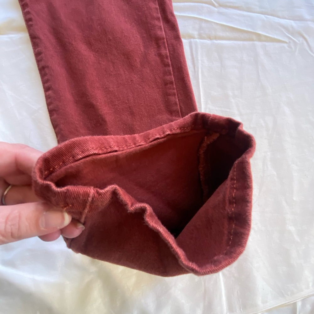 Levi's Brick Red stretch women’s Denim Jeans - Picture 2 of 8